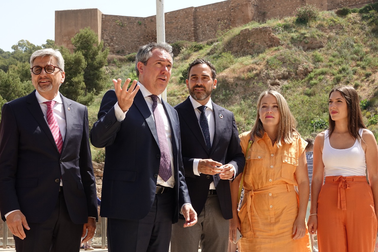 Juan Espadas se compromete a construir el tercer hospital de Málaga conectado por Metro en cuatro años 