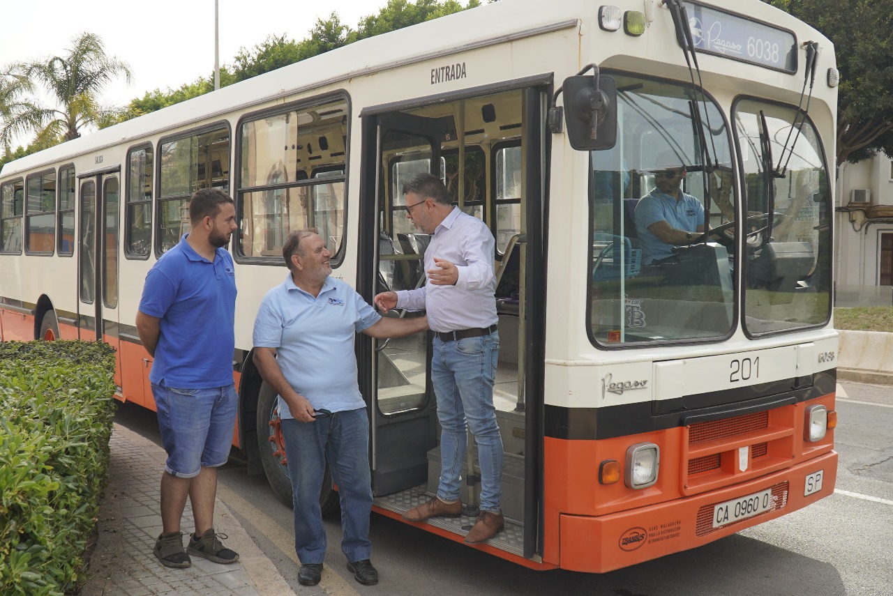 El PSOE pide junto a Trans-bus que se aloje un museo interactivo de la movilidad urbana en Tabacalera