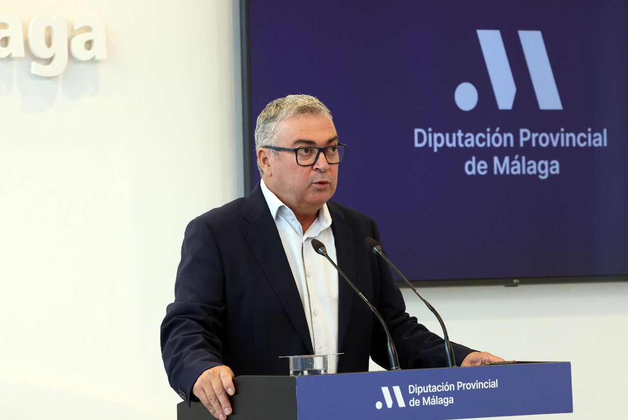 El PSOE exige a la Junta de Andalucía que resuelva cuanto antes la licitación de la concesión para construir una desaladora en la Axarquía