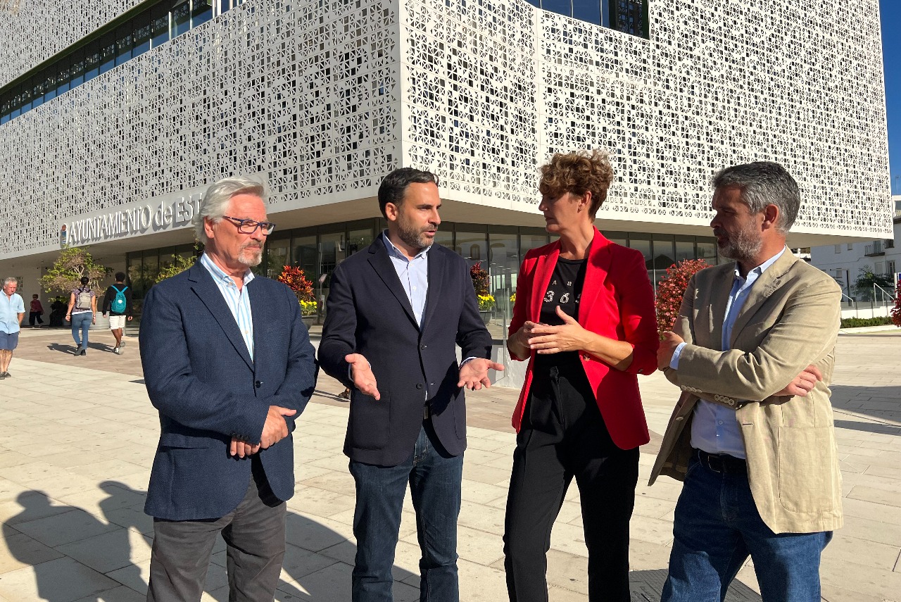 Pérez: "García Urbano ha convertido Estepona en su propio cortijo"