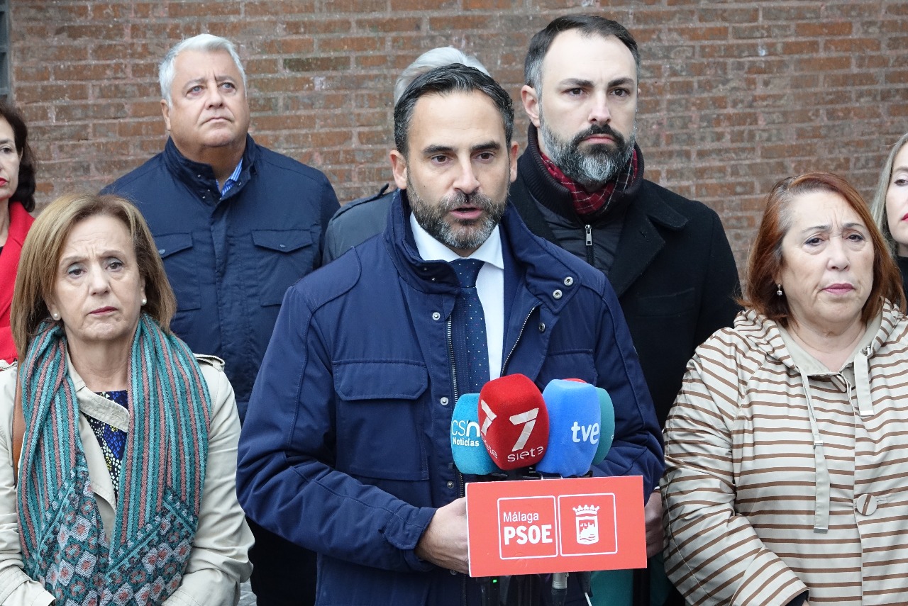 Dani Pérez: “Es una vergüenza que el acto institucional en Málaga del Día de la Bandera se haya convertido en un mitin del PP”
