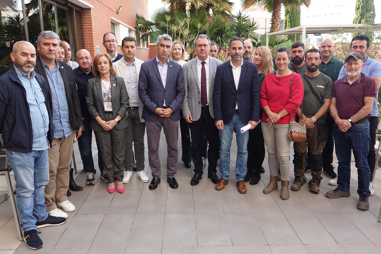 El PSOE exige a Moreno Bonilla que escuche a los trabajadores perjudicados por el decreto de sequía