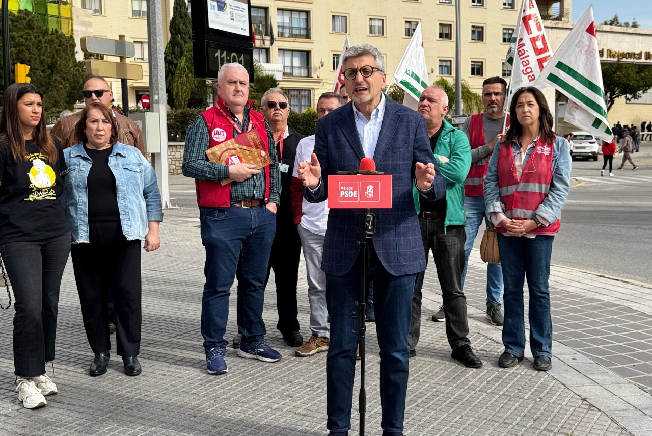 El PSOE, tras las dimisiones de profesionales de la sanidad malagueña: "Quien tiene que dimitir es el delegado de Salud"