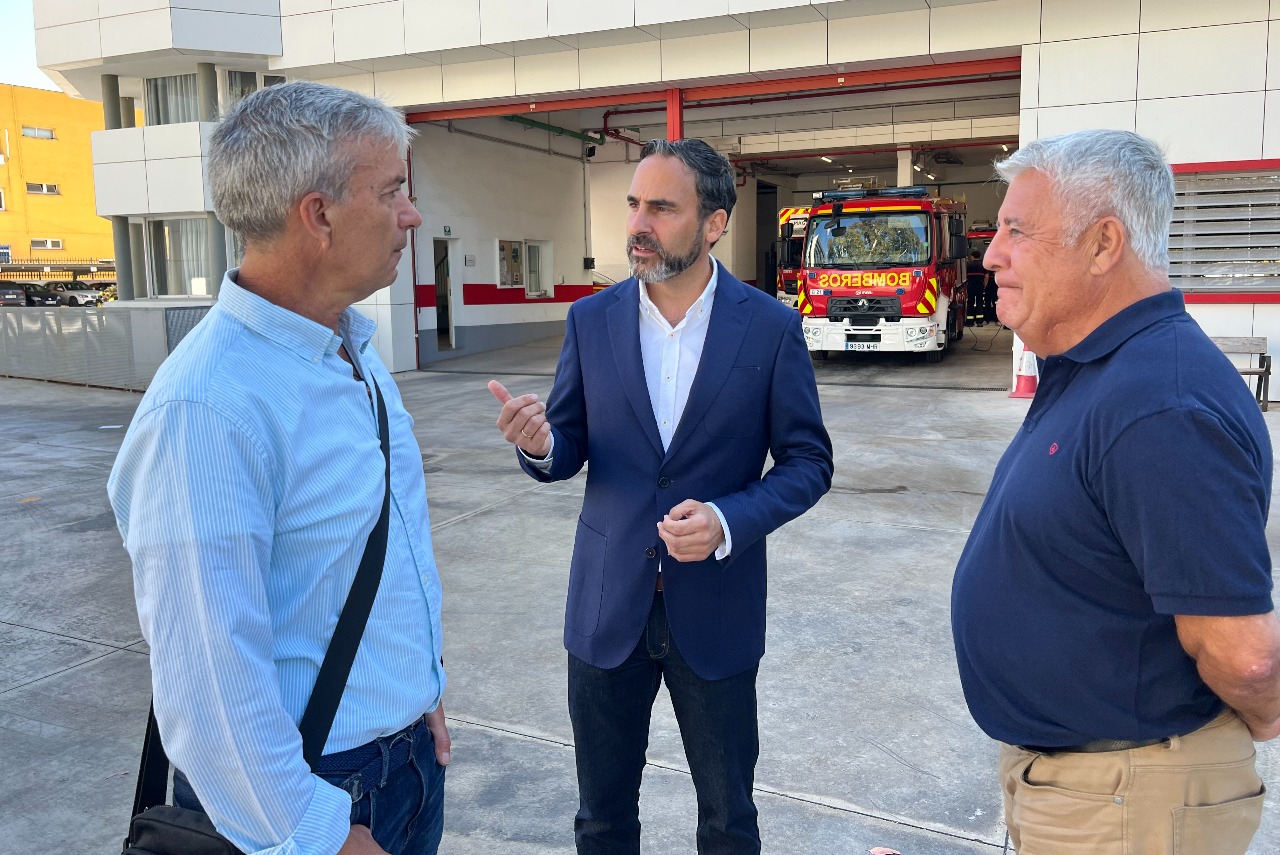 El PSOE denuncia que De la Torre negó que se duplicaran los efectivos de bomberos y mandó a casa a los que se presentaron para ayudar