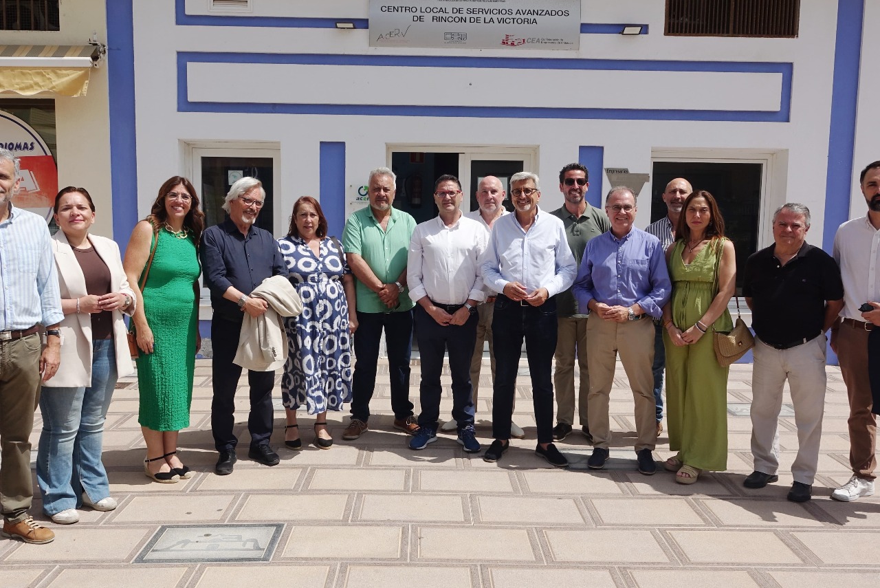 El PSOE de Málaga solicita a la Junta ayudas para el comercio local 