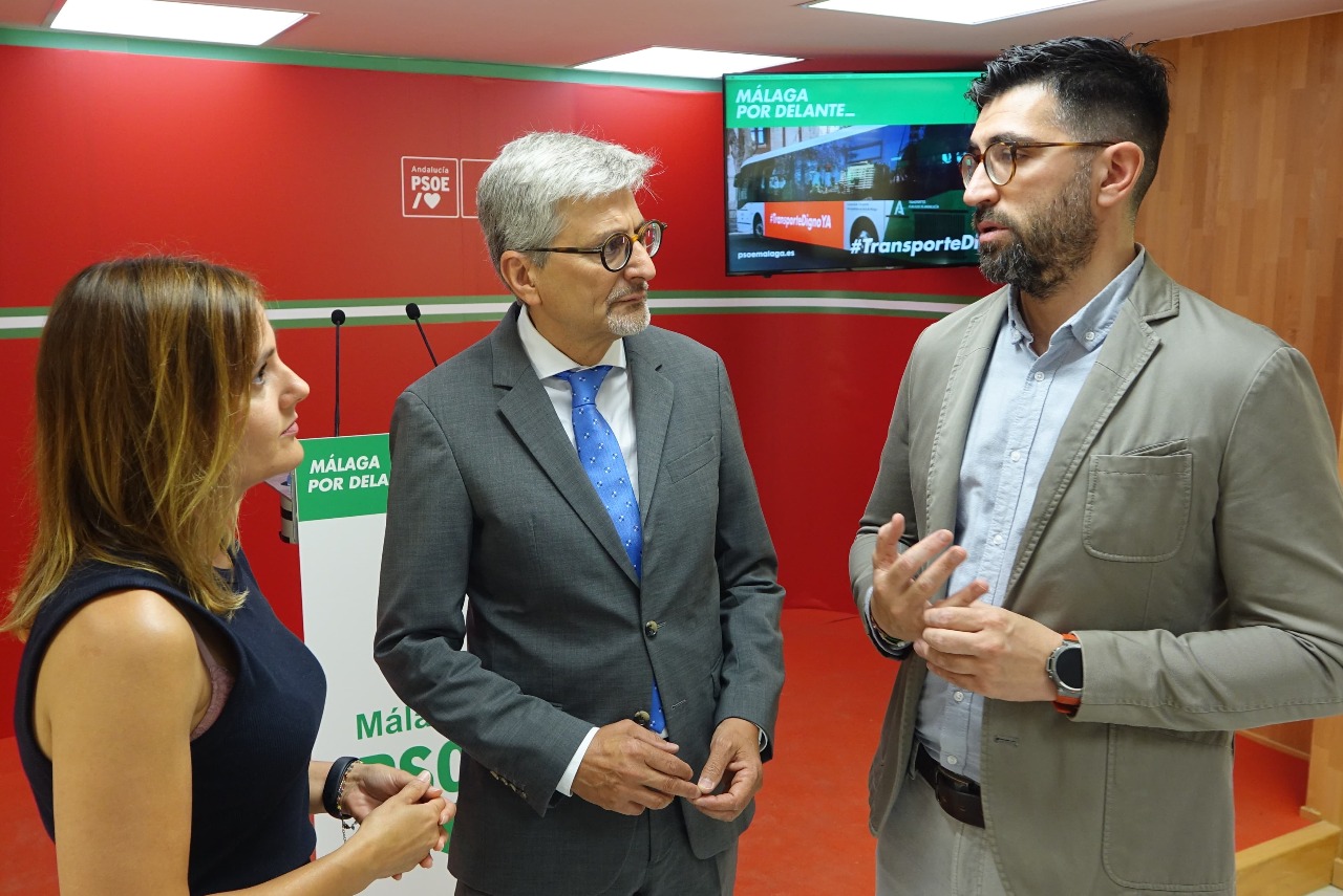 El PSOE exige a Moreno Bonilla que duplique el número de servicios de autobuses metropolitanos e interurbanos en la provincia de Málaga