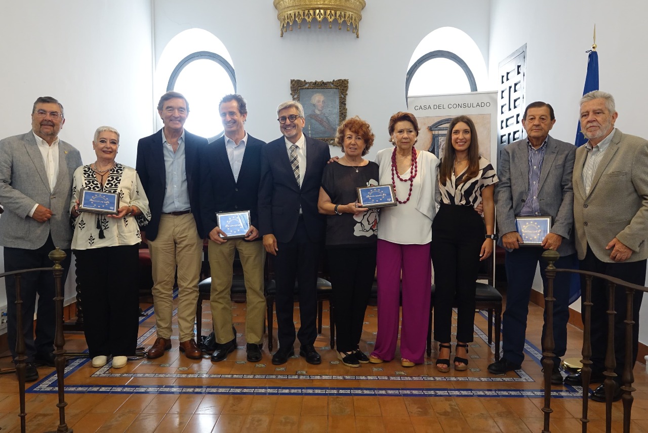 El PSOE de Málaga homenajea a Magdalena Álvarez, Juan Fraile, Pedro Aparicio y Francisco Oliva con motivo del 40º aniversario de la entrada de España en la UE