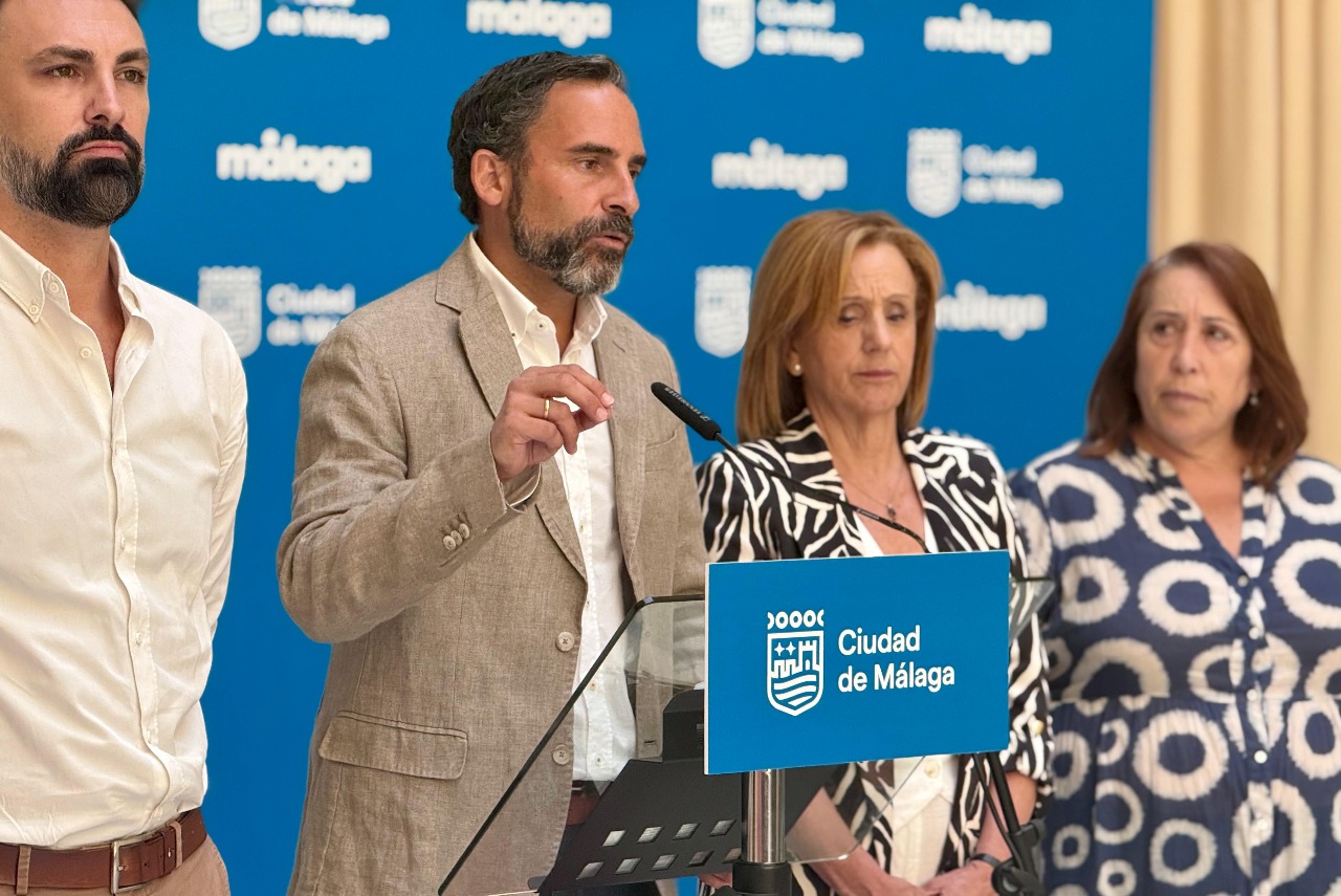 El PSOE exige un parque público de vivienda y una ofensiva contra los pisos turísticos ilegales en Málaga
