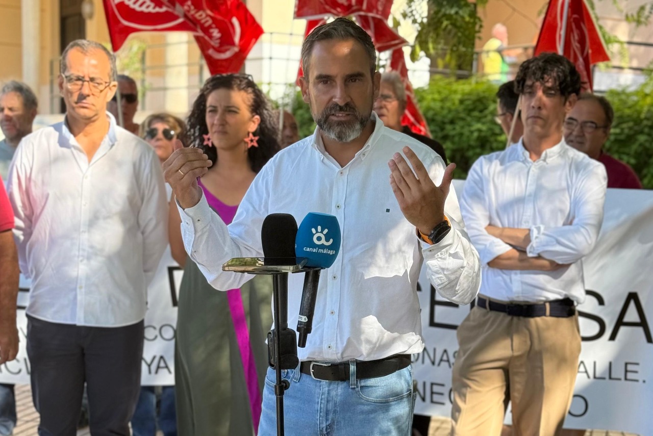Pérez exige a De la Torre que convoque urgentemente el pleno sobre La Rosaleda y aclare si el Estadio de Atletismo tiene problemas de cimentación que impiden ampliar su aforo a 26.000 localidades