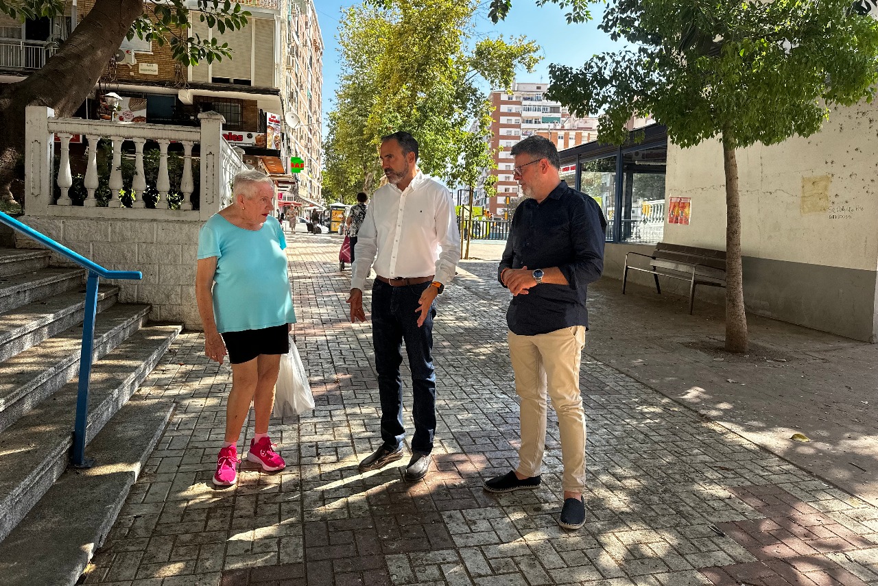 Pérez acusa al alcalde de “perder los papeles” contra los ciudadanos que denuncian la falta de limpieza en Málaga