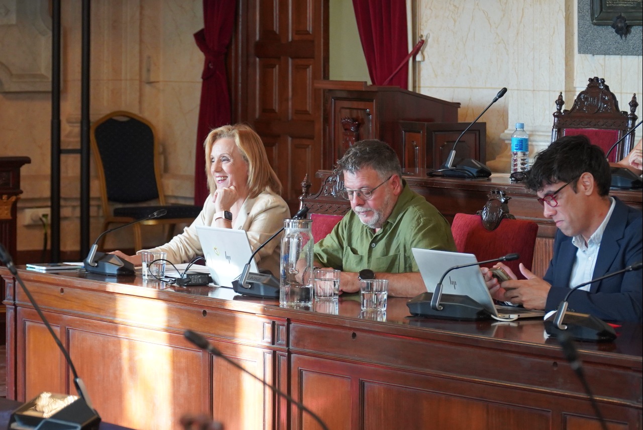 El PSOE denuncia que “los barrios de Málaga están sucios” por “una nefasta gestión del PP que se niega a mejorar”