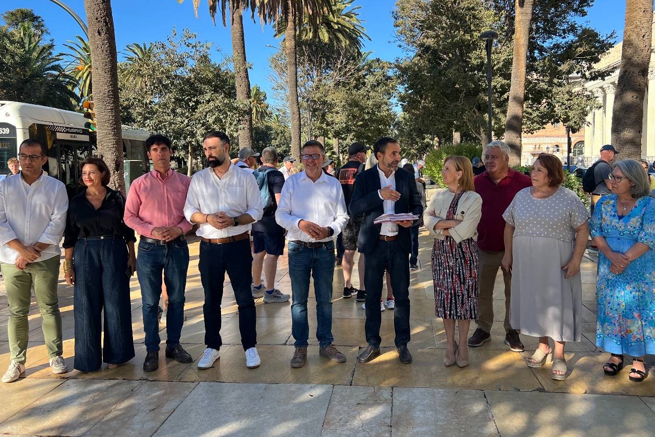 El PSOE culpabiliza a De la Torre de abandonar a los universitarios y tensionar aún más el mercado del alquiler