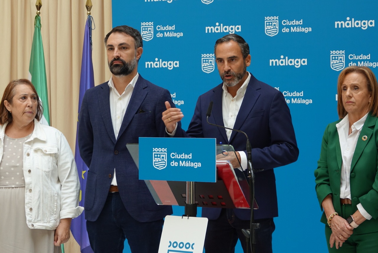 El PSOE exige la dimisión de Moreno Bonilla al frente de la Junta “por poner en peligro y mentir a más de 20.000 mujeres andaluzas”