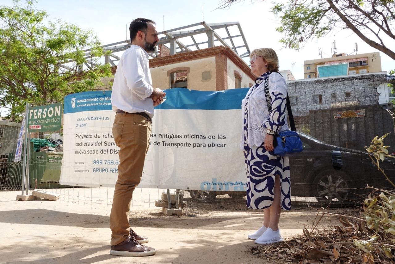 El PSOE denuncia la “oscuridad y el descontrol” en las obras de la nueva sede del distrito Este