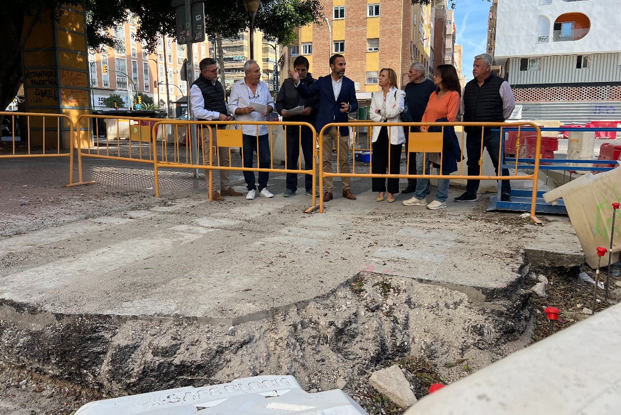Pérez exige a De la Torre que escuche a los vecinos y rectifique su proyecto de renaturalización de Huelin
