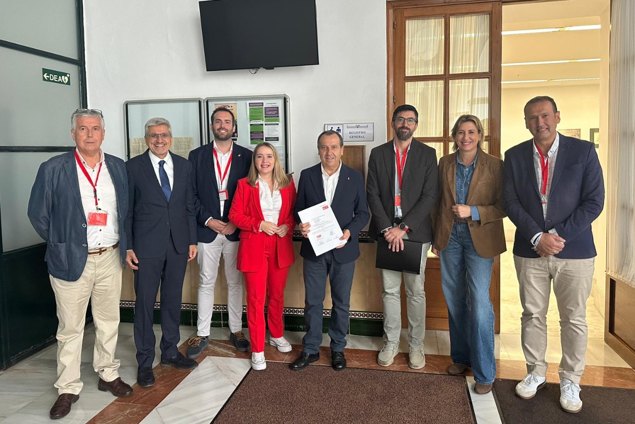 El PSOE exige en el Parlamento a la Junta que acelere los informes de agua que bloquean la actividad de Campillos 