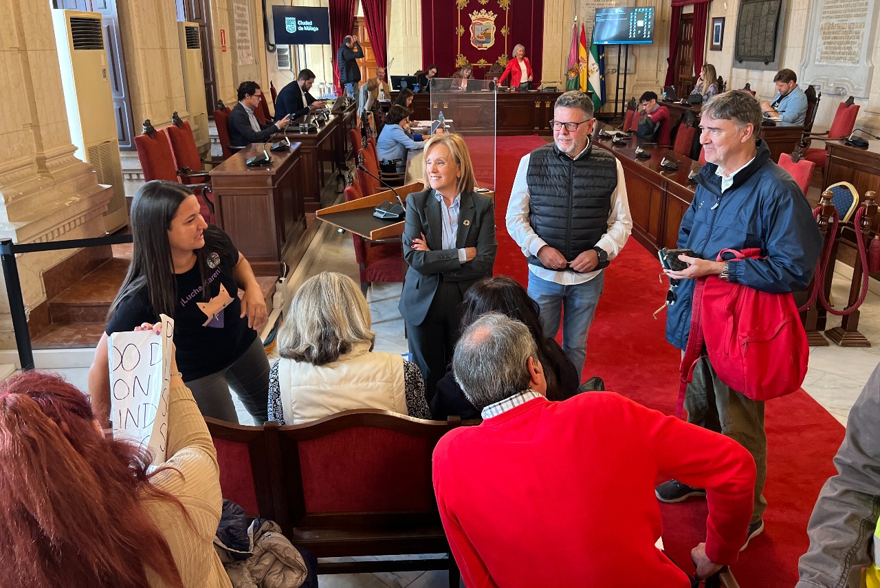 Begoña Medina y Jorge Quero con colectivos animalistas en Comisión de Sostenibilidad Medioambiental