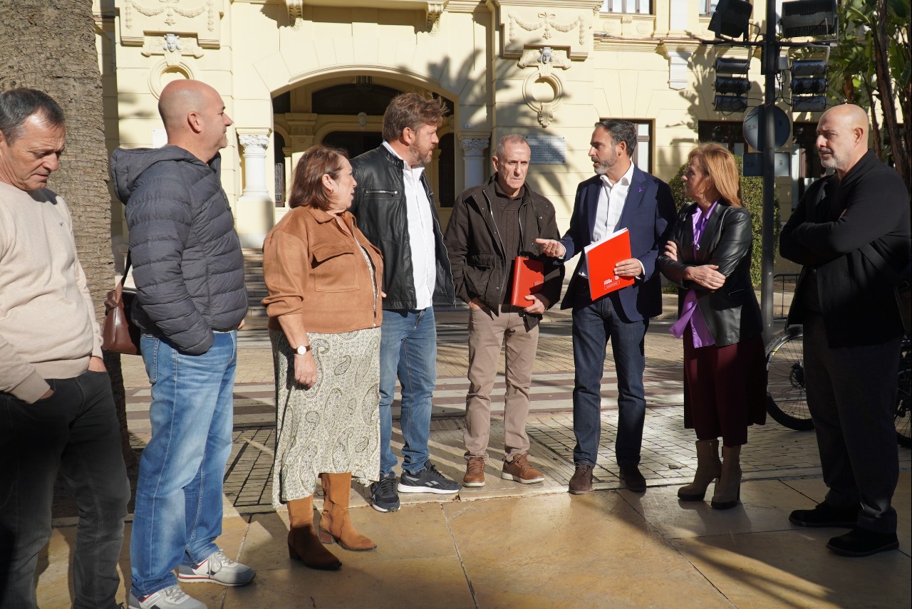 El PSOE y Con Málaga exigen a De la Torre “el cese inmediato” del gerente de Limasam ante las denuncias por acoso laboral y sexual