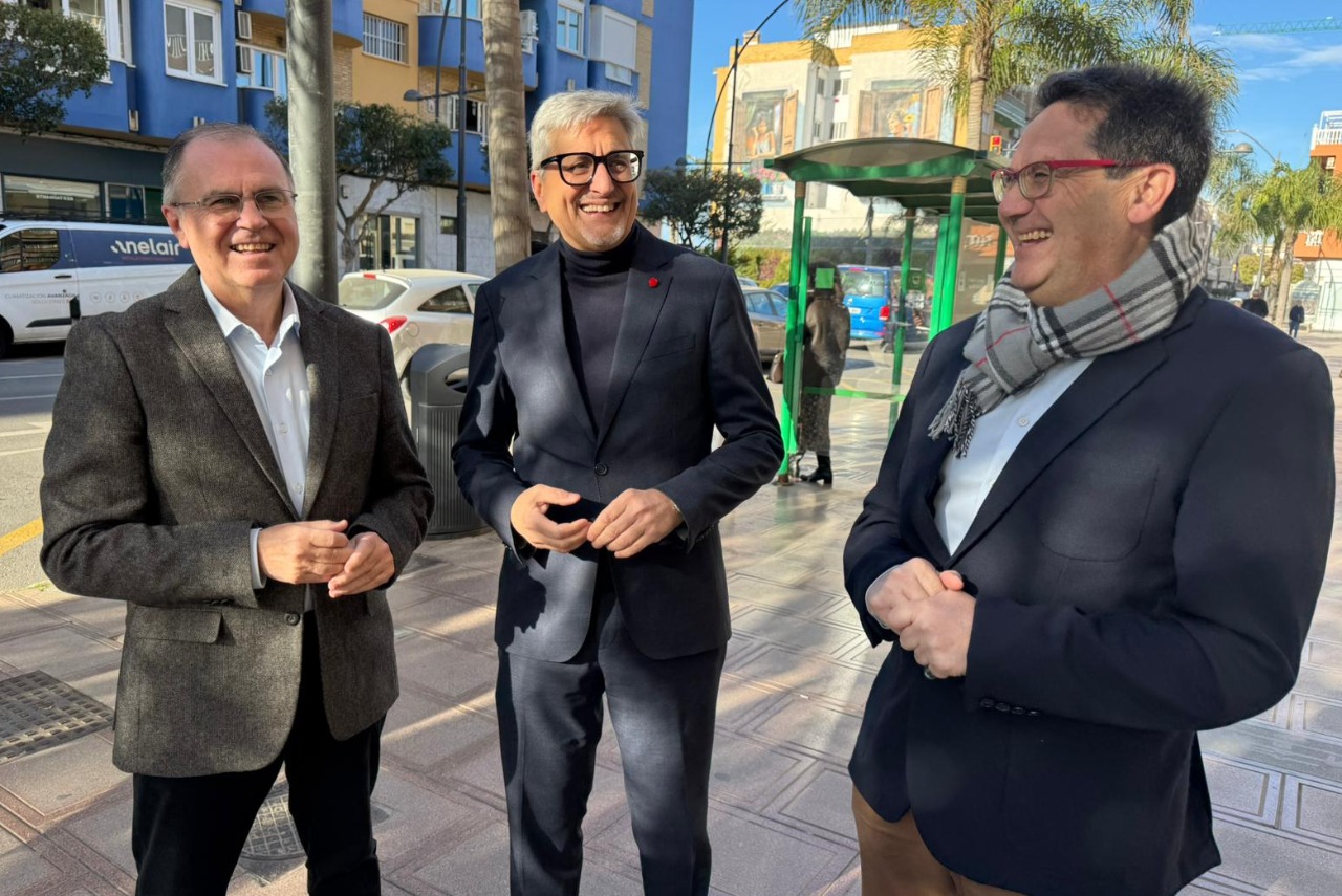 El PSOE exige a Juanma Moreno que ampl&iacute;e la frecuencia de los autobuses que conectan Rinc&oacute;n de la Victoria con M&aacute;laga