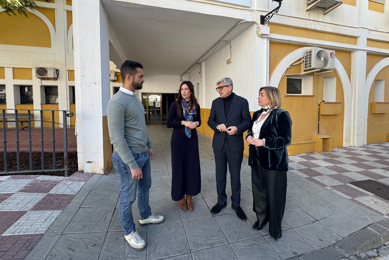 El PSOE reclama a Juanma Moreno que cumpla sus promesas sanitarias en Torrox