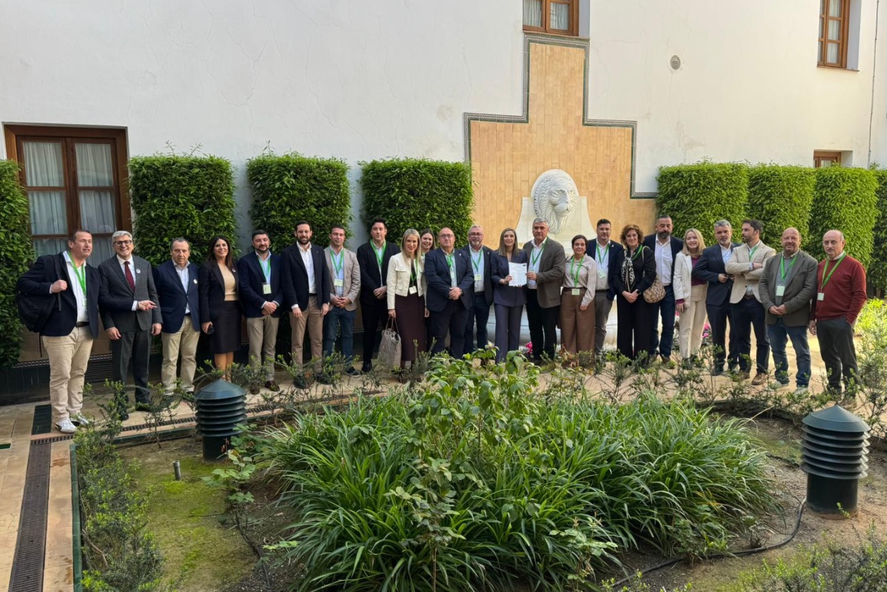 Alcaldes y alcaldesas socialistas reclaman a la Junta en el Parlamento de Andaluc&iacute;a un apoyo decidido al SIPAM de la uva pasa malague&ntilde;a