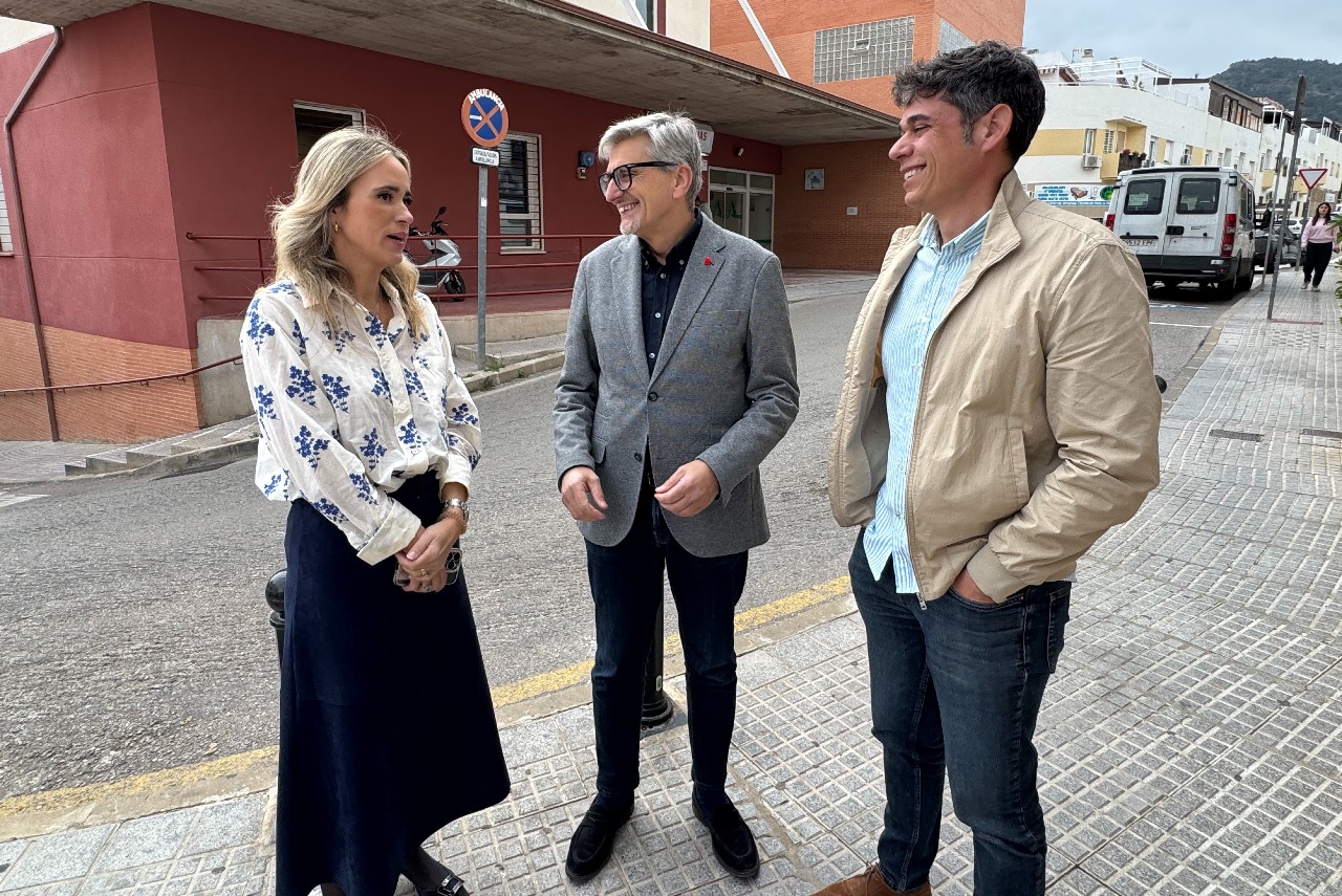 El PSOE denuncia los ocho a&ntilde;os en blanco de Juanma Moreno con Alhaur&iacute;n de la Torre