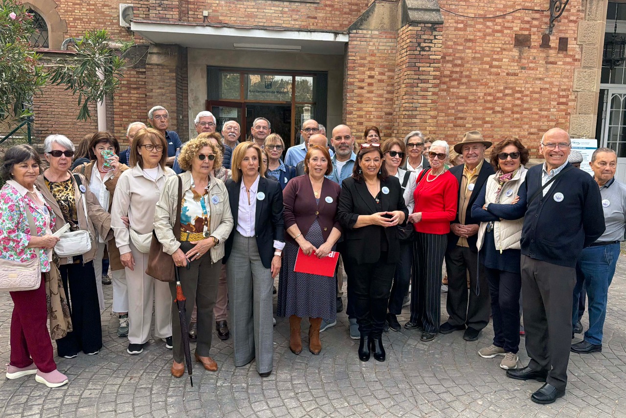 El PSOE y los vecinos de La Malagueta exigen al alcalde &ldquo;que cumpla su palabra&rdquo; y convierta el Hospital Noble en un centro de salud y espacio ciudadano