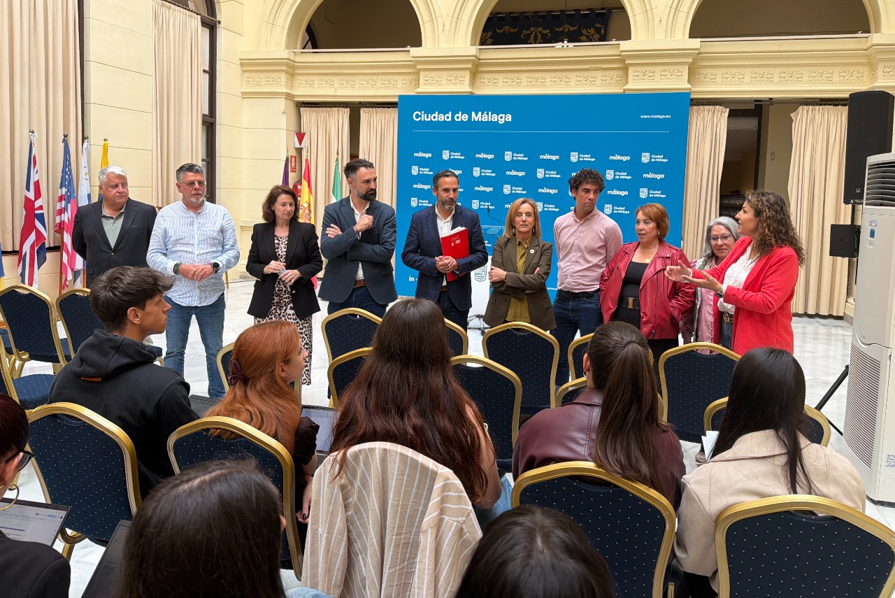 El PSOE urge a Moreno Bonilla y De la Torre a declarar &ldquo;ya&rdquo; la ciudad de M&aacute;laga como zona tensionada para frenar la expulsi&oacute;n de malague&ntilde;os