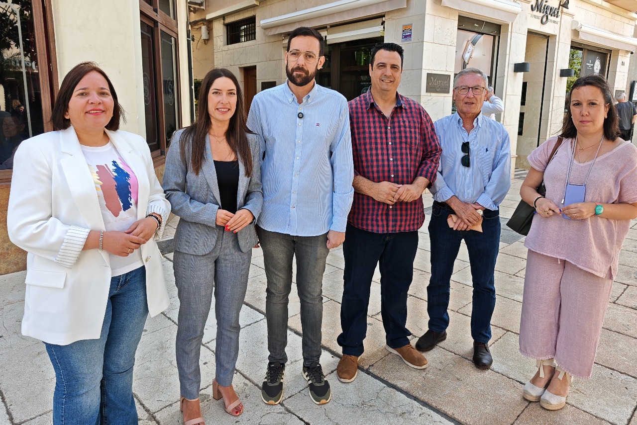 El PSOE llama a los vecinos y vecinas de Vélez-Málaga a votar el domingo “en defensa de lo público”