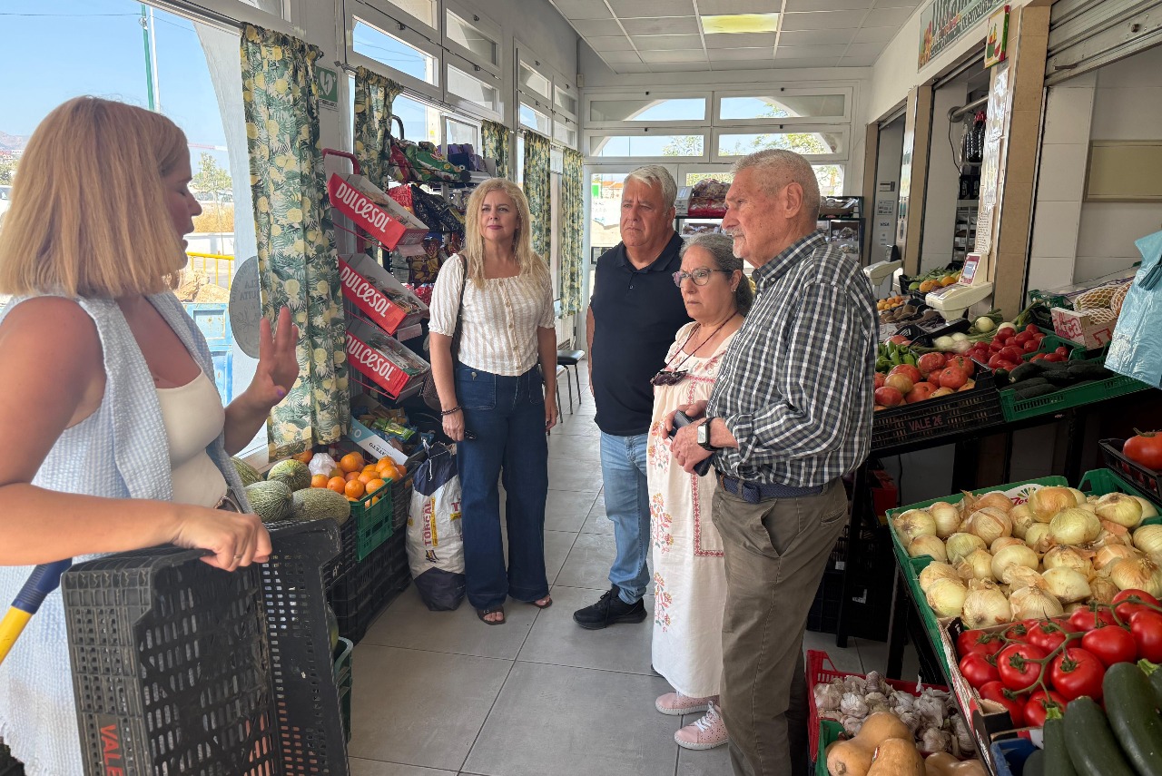 El PSOE denuncia el abandono del Ayuntamiento a los comerciantes afectados por las obras de la Plaza del Mirador de Churriana
