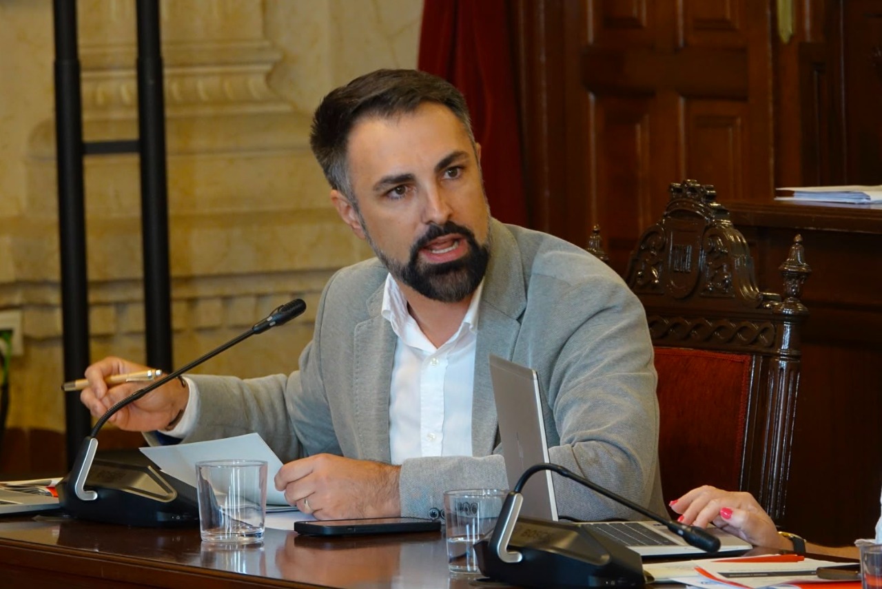 Ruiz Araujo exige a De la Torre que abandone las excusas: &ldquo;El problema no es la lluvia, es una red de saneamiento que no est&aacute; preparada para la M&aacute;laga actual&rdquo;