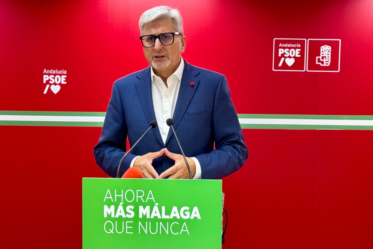 El PSOE exige a Juanma Moreno que act&uacute;e en Estepona como ha hecho en Algeciras y ponga fin a la situaci&oacute;n de Garc&iacute;a Urbano