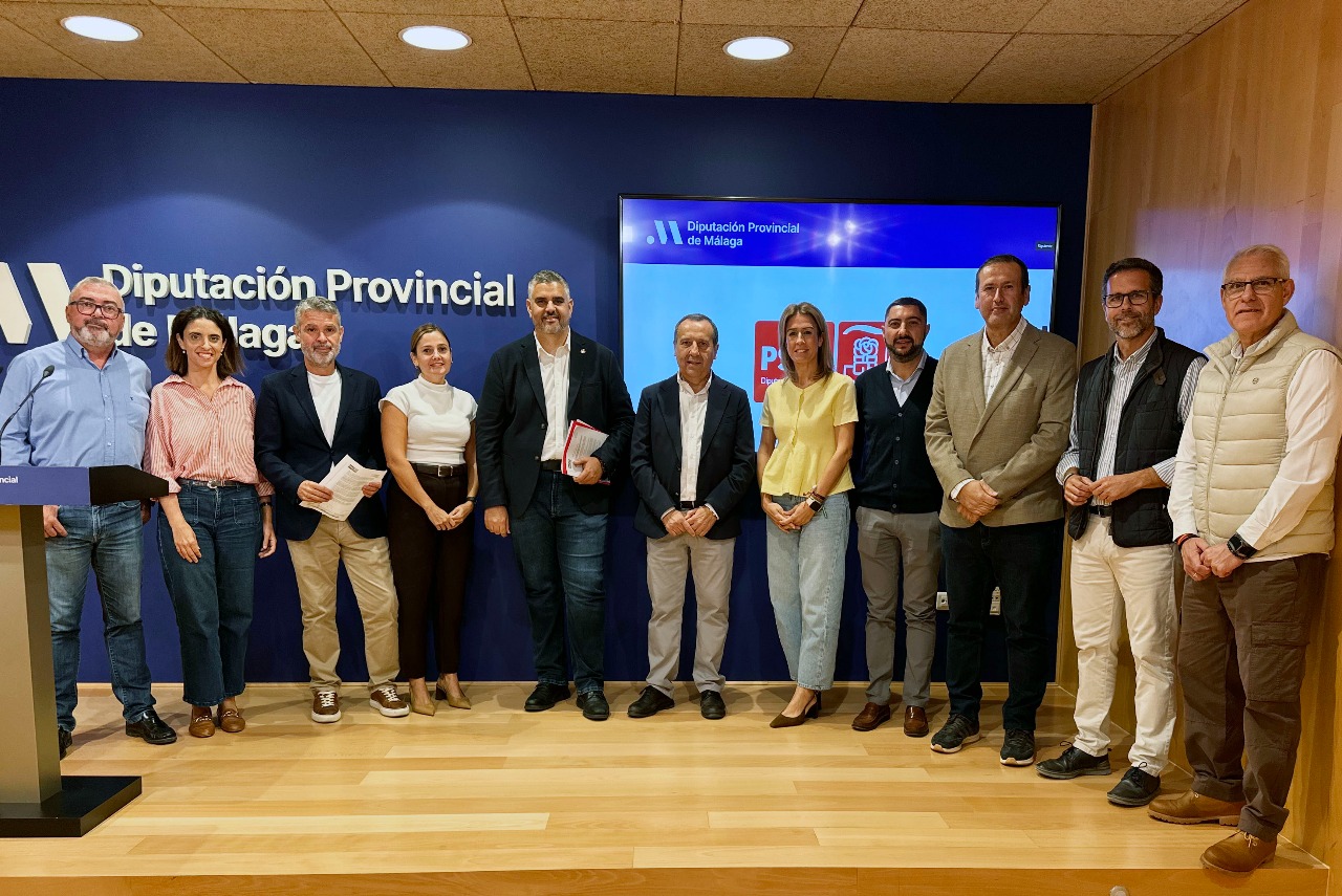 El PSOE exige a la Junta que no convierta el Torcal de Antequera en un negocio a costa de su conservación